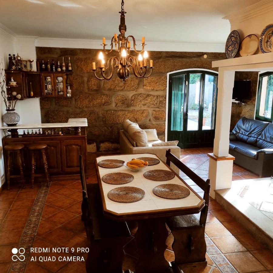 Casa Alem Rio - Quartos Para 6 Hospedes Em Санту-Тирсу Экстерьер фото