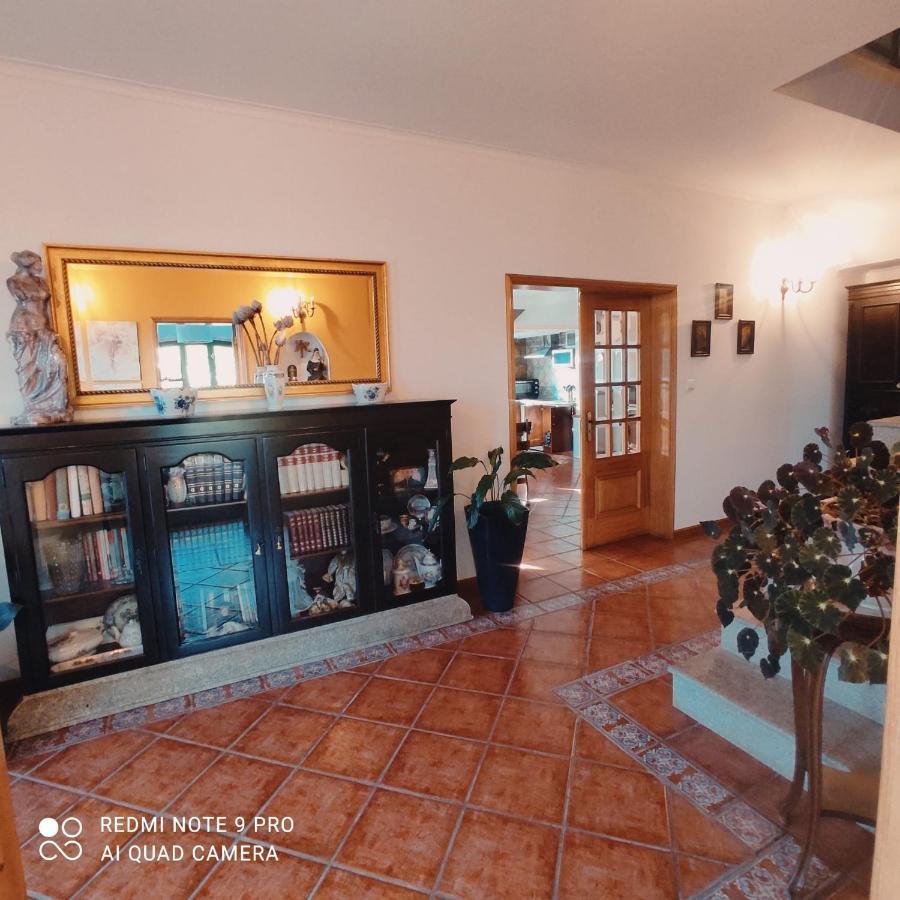 Casa Alem Rio - Quartos Para 6 Hospedes Em Санту-Тирсу Экстерьер фото