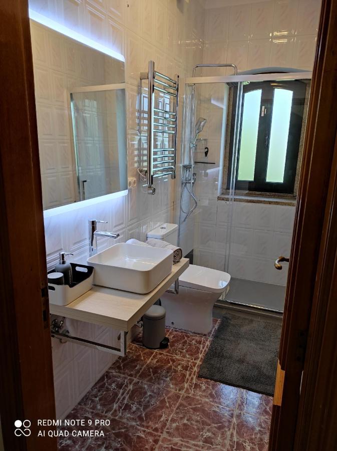 Casa Alem Rio - Quartos Para 6 Hospedes Em Санту-Тирсу Экстерьер фото