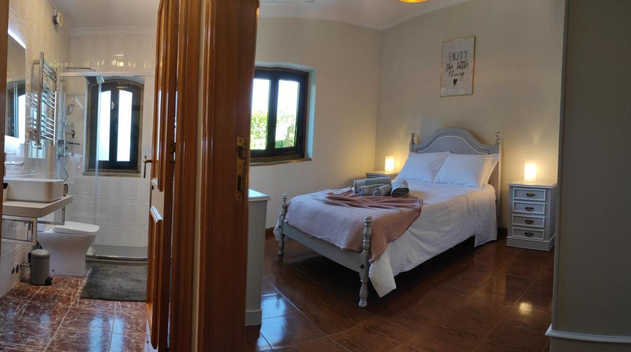 Casa Alem Rio - Quartos Para 6 Hospedes Em Санту-Тирсу Экстерьер фото
